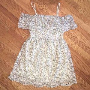 NWOT ADORABLE lace dress!